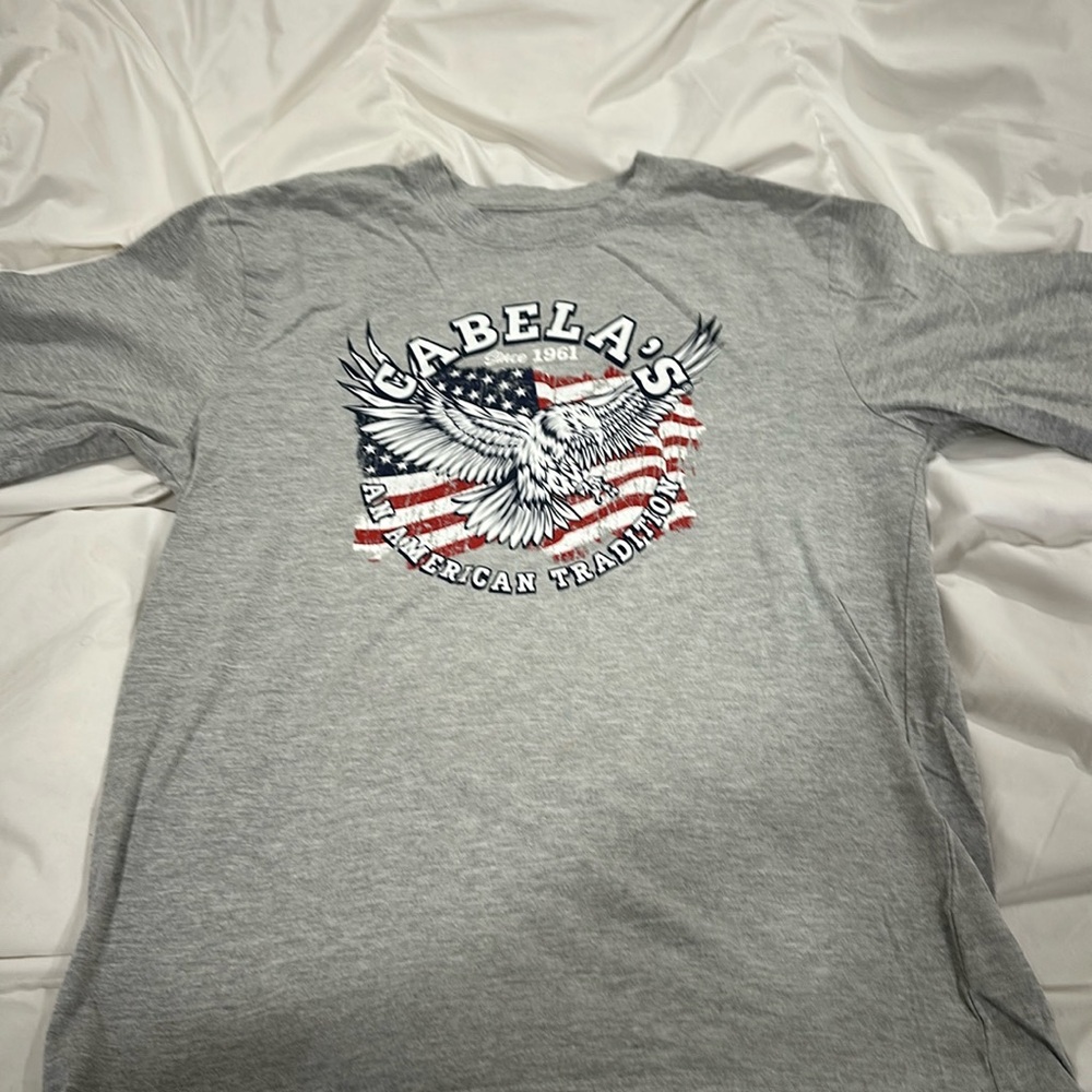 Cabelas USA shirt